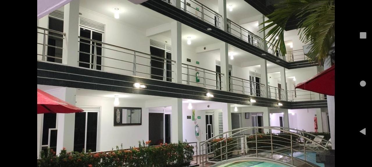 Confort Plaza Hotel Villavicencio Exterior photo