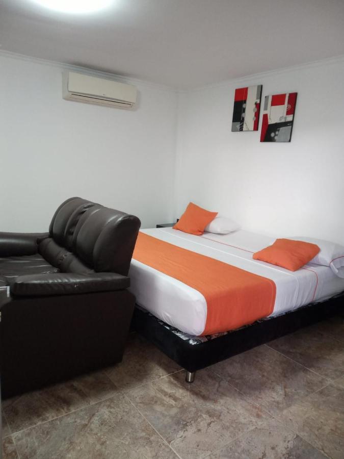 Confort Plaza Hotel Villavicencio Exterior photo